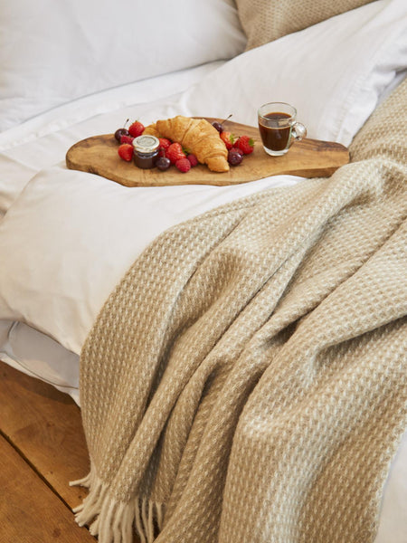 Waffle XL Pure New Wool Throw Oatmeal – Wool Blanket Online