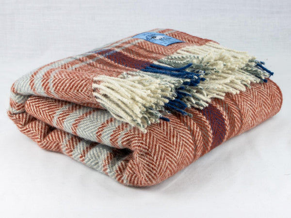 Clapdale Dalesbred Traceable British Wool Travel Rug - Ingleton Red ...